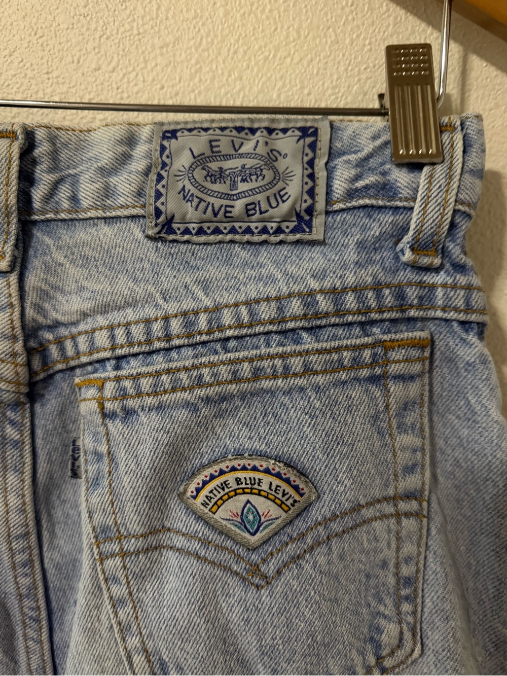 Vintage 90s Levi’s Native Blue Denim High Rise Jeans Light Acid Wash Taper Leg-8